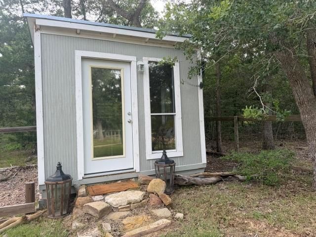 2203 Dead End Lane, Ledbetter, TX 78946