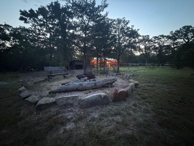 2203 Dead End Lane, Ledbetter, TX 78946