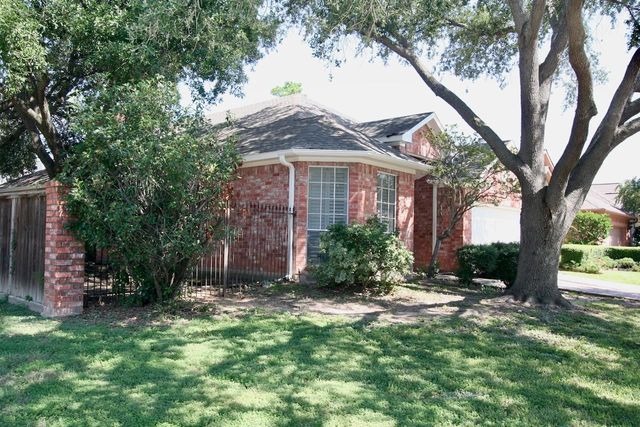 6706 Prairie Dunes Drive, Houston, TX 77069