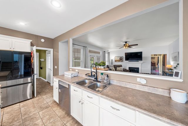8130 Joy Rd, Mount Pleasant, TN 38474