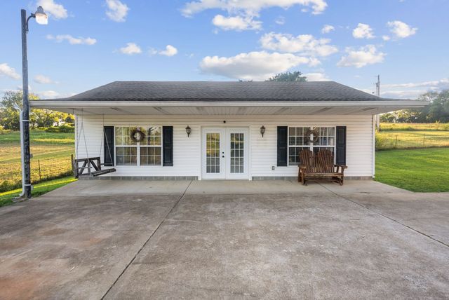 8130 Joy Rd, Mount Pleasant, TN 38474