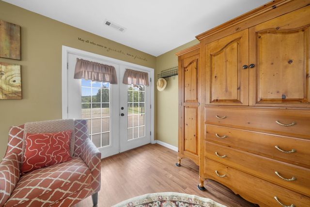 8130 Joy Rd, Mount Pleasant, TN 38474