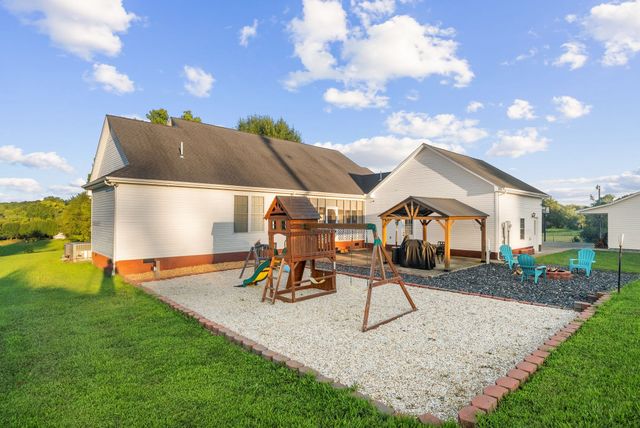 8130 Joy Rd, Mount Pleasant, TN 38474