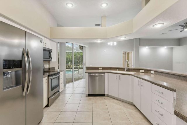 8547 CORAL CREEK LOOP, Hudson, FL 34667