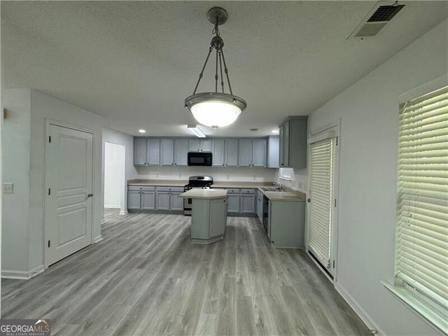 480 Darbys Run Court, Hiram, GA 30141