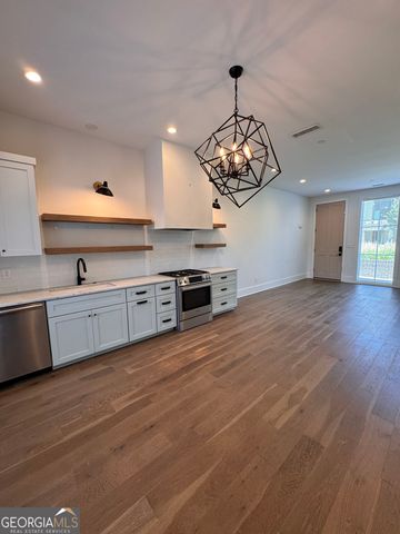150 Glasgow Lane, Fayetteville, GA 30214