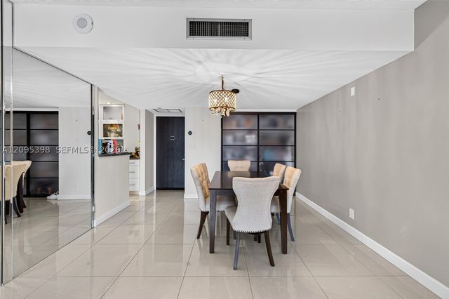 20335 W Country Club Dr 1402, Aventura, FL 33180