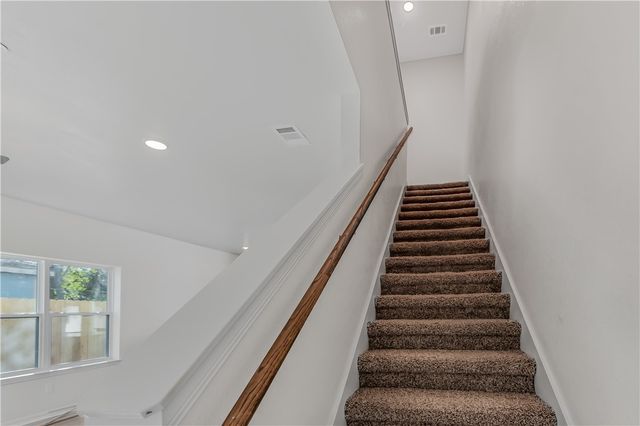 601 West 24th Street 121, Bryan, TX 77803