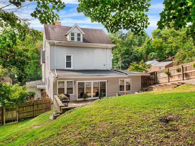 1705 Fair Acres Ave, Beechview, PA 15216