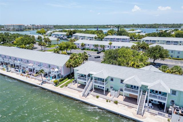 5118 COQUINA KEY DRIVE SE C, St Petersburg, FL 33705