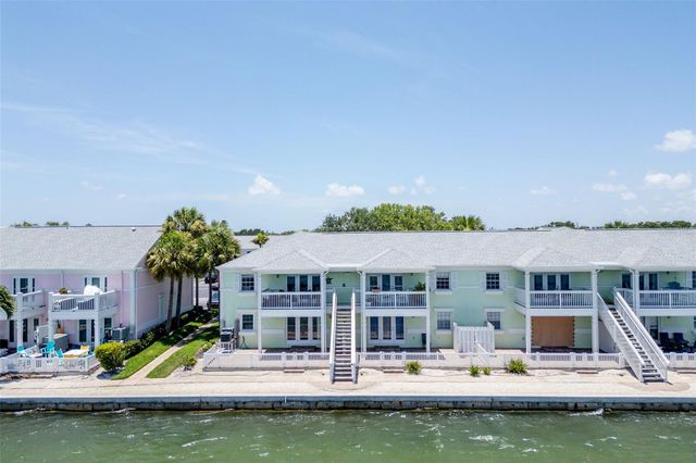 5118 COQUINA KEY DRIVE SE C, St Petersburg, FL 33705