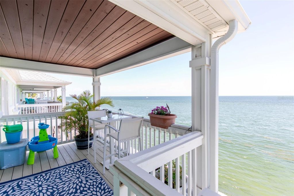 5118 COQUINA KEY DRIVE SE C, St Petersburg, FL 33705