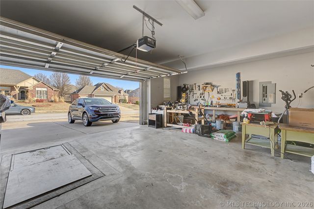 14346 S Toledo Avenue, Bixby, OK 74008