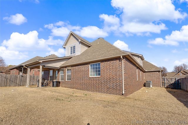 14346 S Toledo Avenue, Bixby, OK 74008