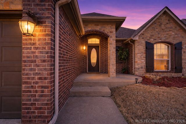 14346 S Toledo Avenue, Bixby, OK 74008