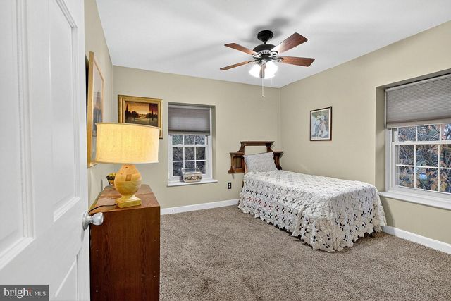 109 PENN ST, Riverton, NJ 08077