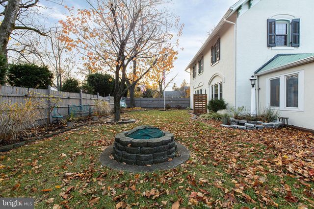 109 PENN ST, Riverton, NJ 08077