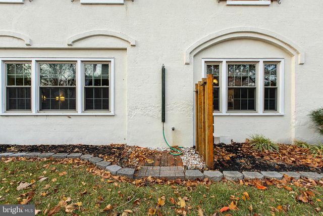 109 PENN ST, Riverton, NJ 08077