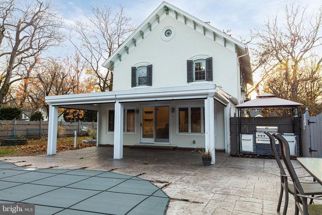 109 PENN ST, Riverton, NJ 08077