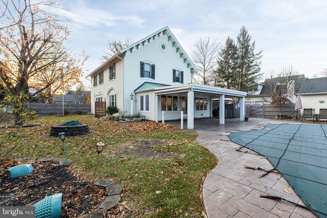 109 PENN ST, Riverton, NJ 08077