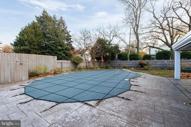 109 PENN ST, Riverton, NJ 08077