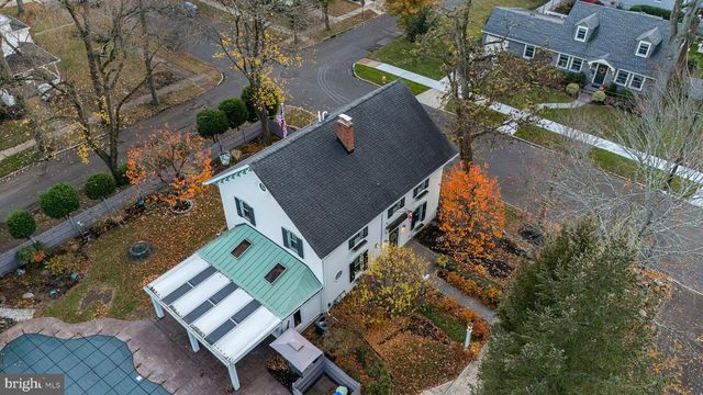 109 PENN ST, Riverton, NJ 08077