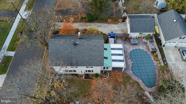 109 PENN ST, Riverton, NJ 08077