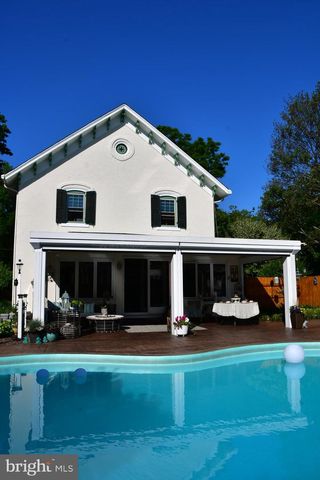 109 PENN ST, Riverton, NJ 08077