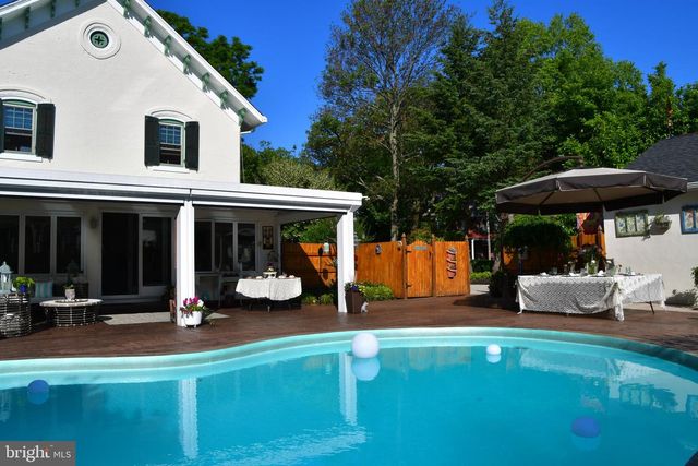 109 PENN ST, Riverton, NJ 08077