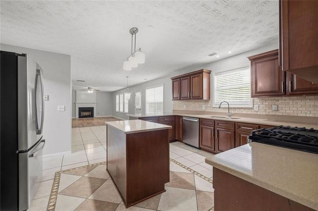 267 Lakeview Place, Stockbridge, GA 30281