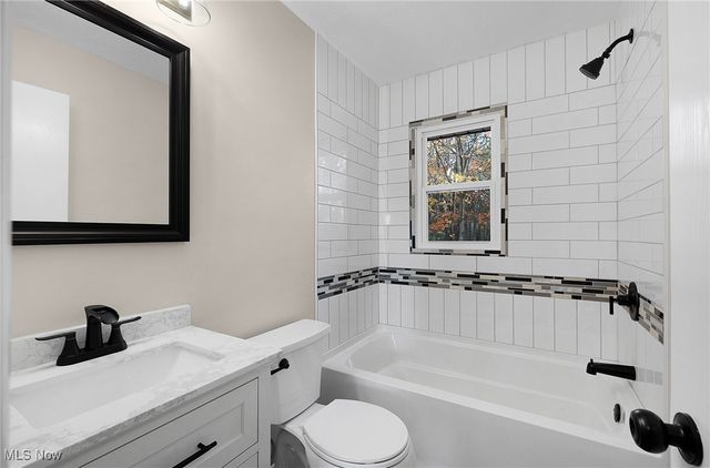 5525 Kennard Road, Seville, OH 44273