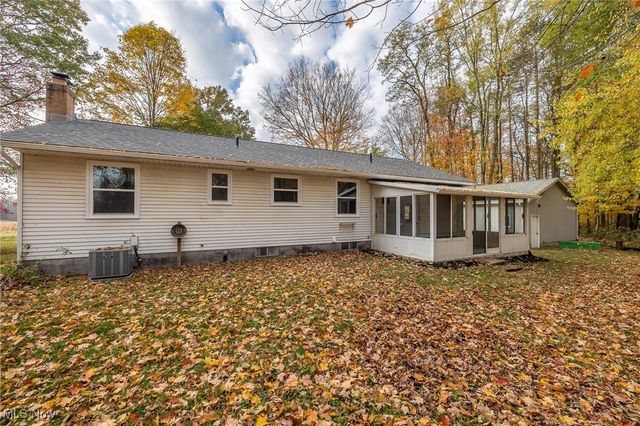 5525 Kennard Road, Seville, OH 44273