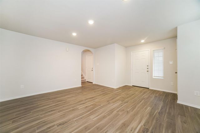 1228 Narrow Heights Drive, Conroe, TX 77301