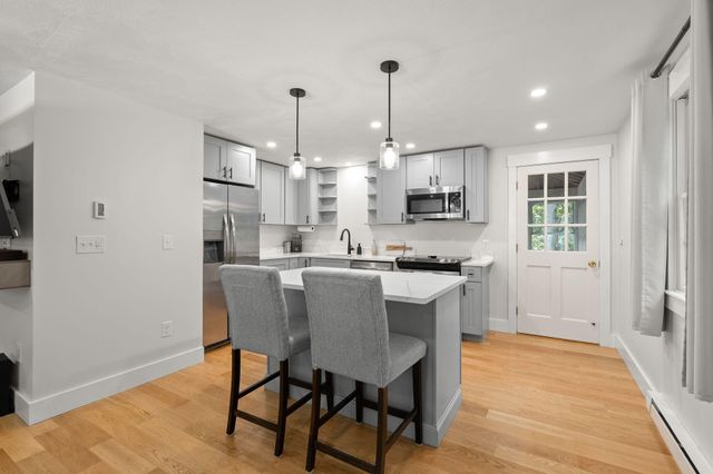 27 Frank Baker Road, South Yarmouth, MA 02664