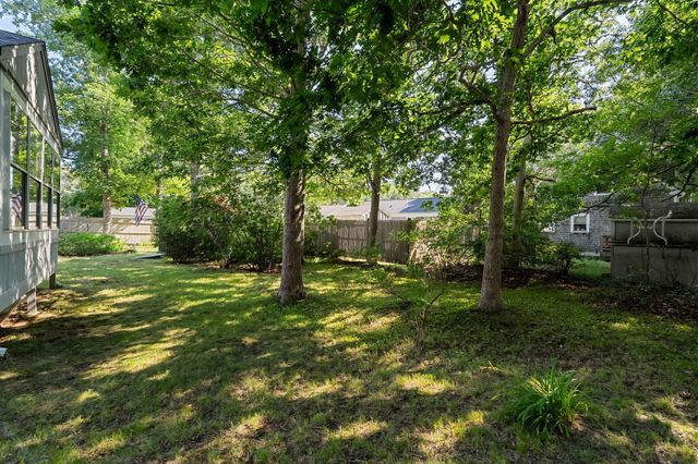 27 Frank Baker Road, South Yarmouth, MA 02664