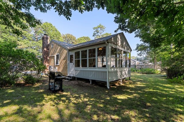 27 Frank Baker Road, South Yarmouth, MA 02664