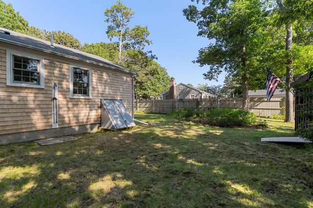 27 Frank Baker Road, South Yarmouth, MA 02664