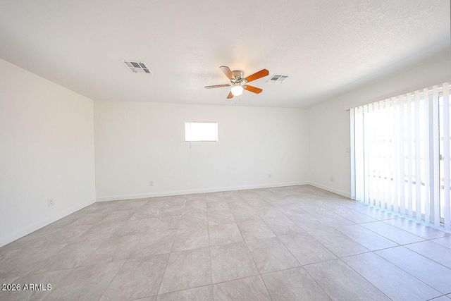2810 E Roeser Road, Phoenix, AZ 85040