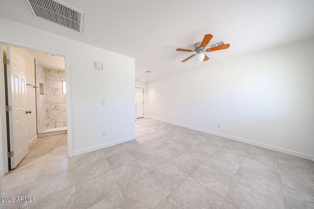 2810 E Roeser Road, Phoenix, AZ 85040