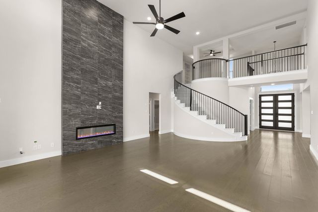 2565 Riverchase Way, Grand Prairie, TX 75054