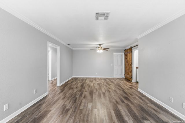 5359 Fredericksburg Rd Apt 305, San Antonio, TX 78229