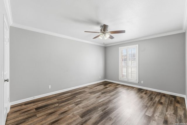 5359 Fredericksburg Rd Apt 305, San Antonio, TX 78229