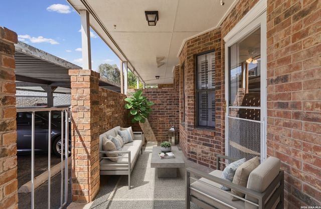 5359 Fredericksburg Rd Apt 305, San Antonio, TX 78229