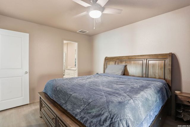 10231 Mesa Medina, San Antonio, TX 78252