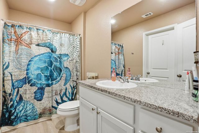 10231 Mesa Medina, San Antonio, TX 78252