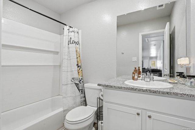 10231 Mesa Medina, San Antonio, TX 78252