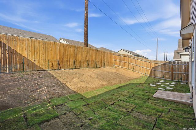 10231 Mesa Medina, San Antonio, TX 78252