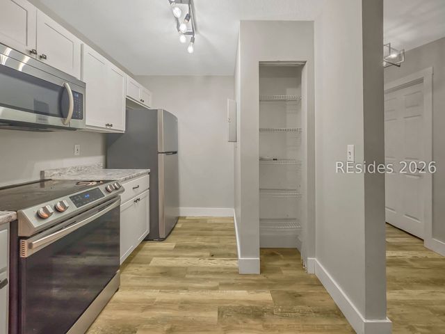 50 Pebble Beach Cv Apt F111, Bluffton, SC 29910