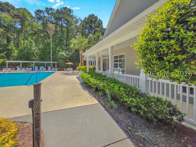 50 Pebble Beach Cv Apt F111, Bluffton, SC 29910