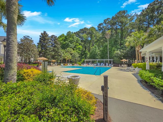 50 Pebble Beach Cv Apt F111, Bluffton, SC 29910